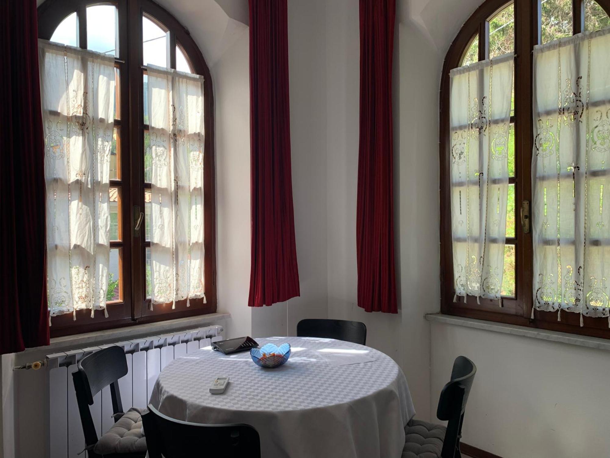 A Casa Di Atti Leilighet Biassa Eksteriør bilde
